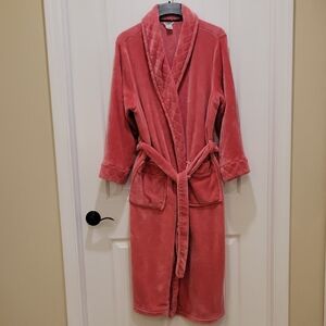 Liz Claiborne Pink Fleece Plush Long Length Housecoat Bath Robe